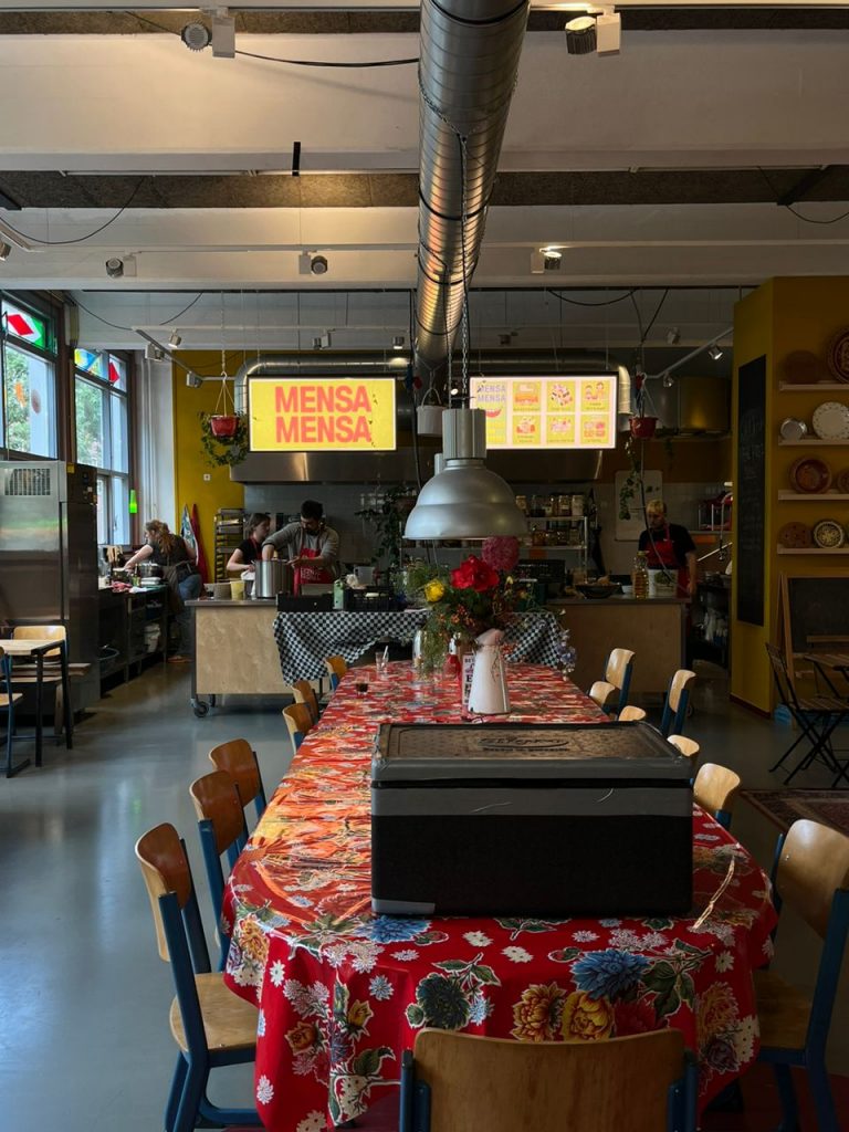 Mensa Mensa: a vision of a public diner